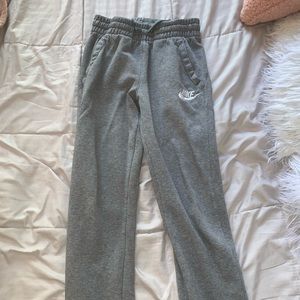 boys nike sweatpants EUC!!